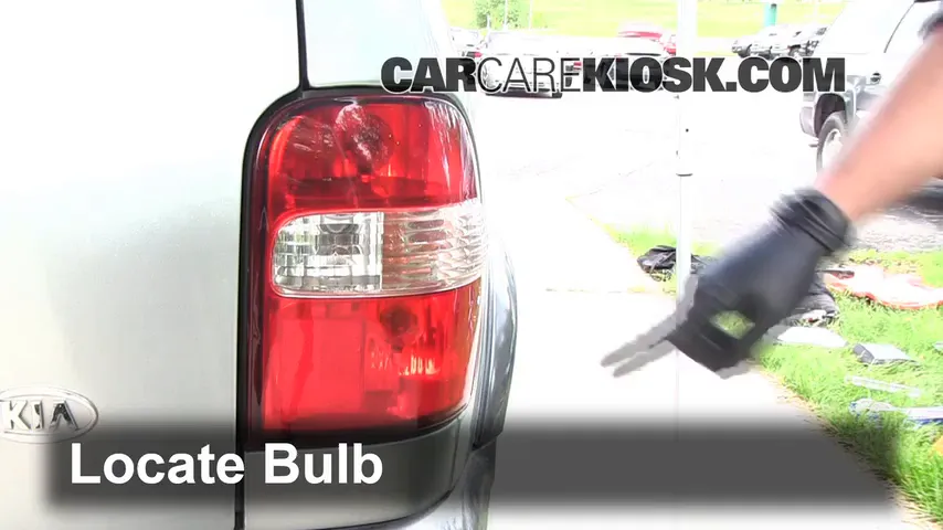 2002 Kia Sportage 2.0L 4 Cyl. Sport Utility (4 Door) Lights Turn Signal - Rear (replace bulb)